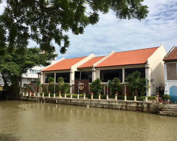 Legendary Rock Band Wings Plays Hard Rock Cafe Melaka on 12 July