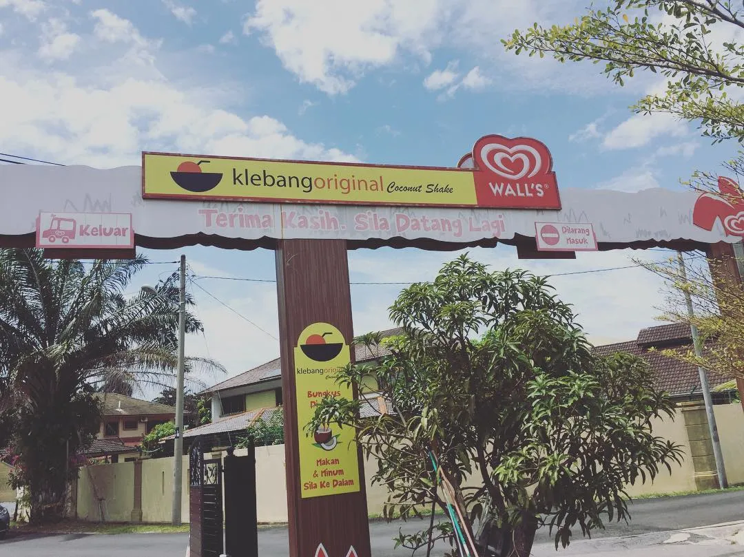 Klebang Original Coconut Shake roadside sign in Klebang Besar